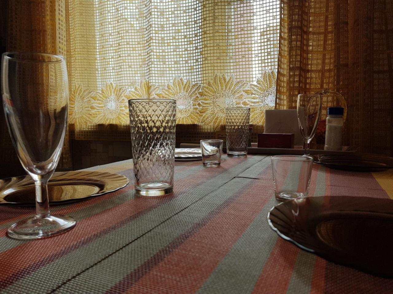Apartment On Metro Mihalova Мінськ Екстер'єр фото